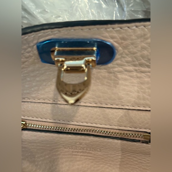Valentino Mini Rockstud Tote in Poudre New!!! - Picture 12 of 16
